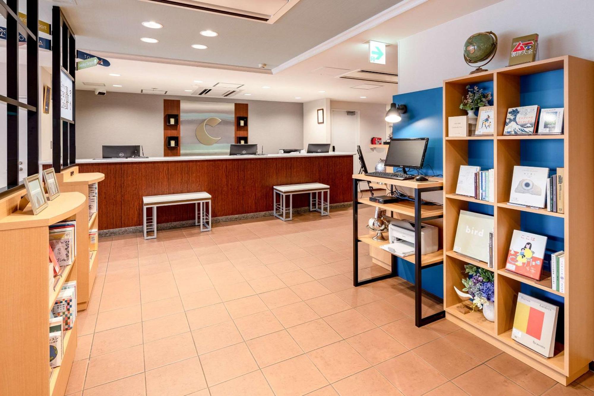Comfort Hotel Нарита Экстерьер фото